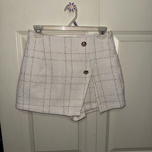 Women's White Plaid Skort